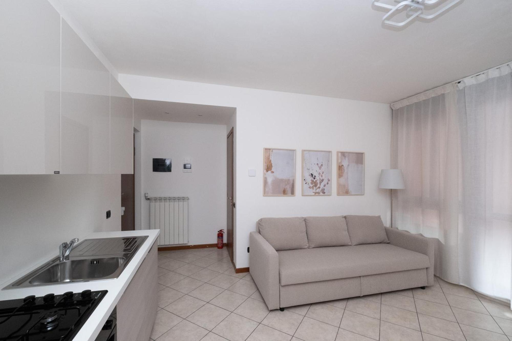 Ferienwohnung Bilocale A Lainate Lainhouse Exterior foto