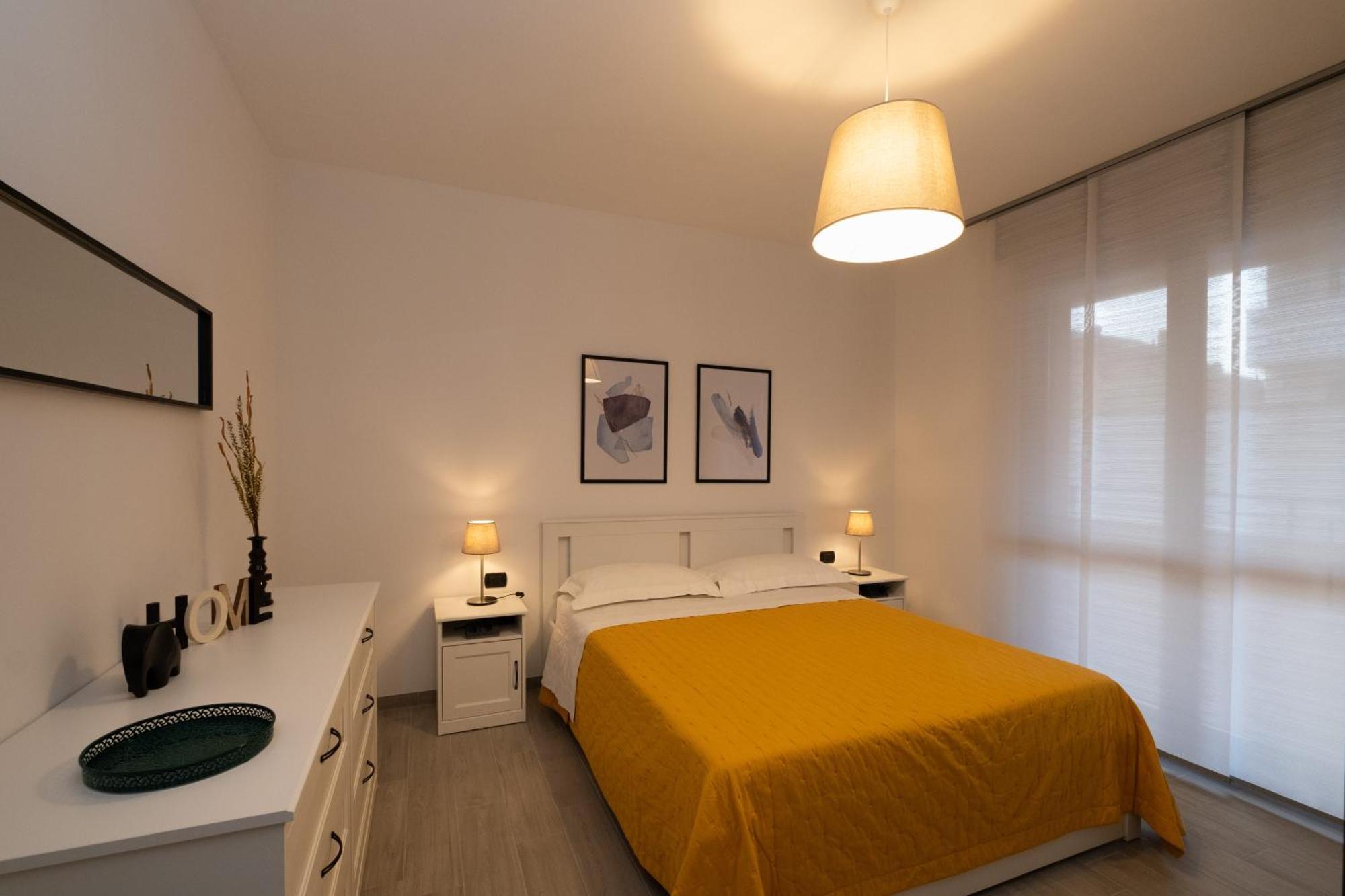 Ferienwohnung Bilocale A Lainate Lainhouse Exterior foto